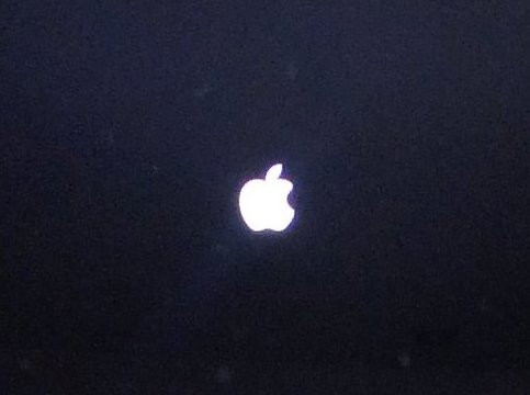 黒画面に白いリンゴマークのまま動かない Apple コミュニティ